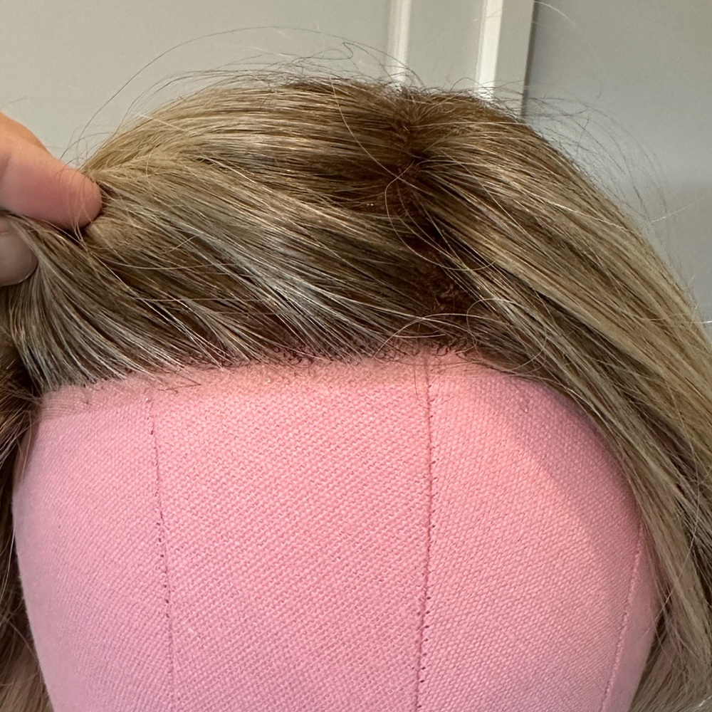 NEW Belle Tress Allegro 18 Wig in Tres Leches Blonde! - Picture 4 of 8